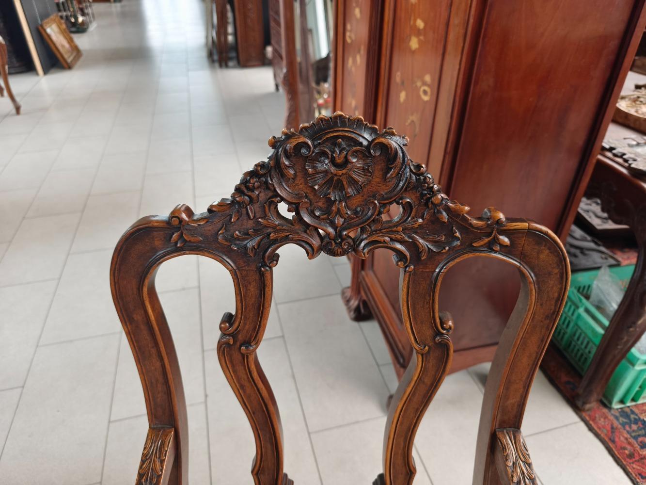 Paire de fauteuils lxv
