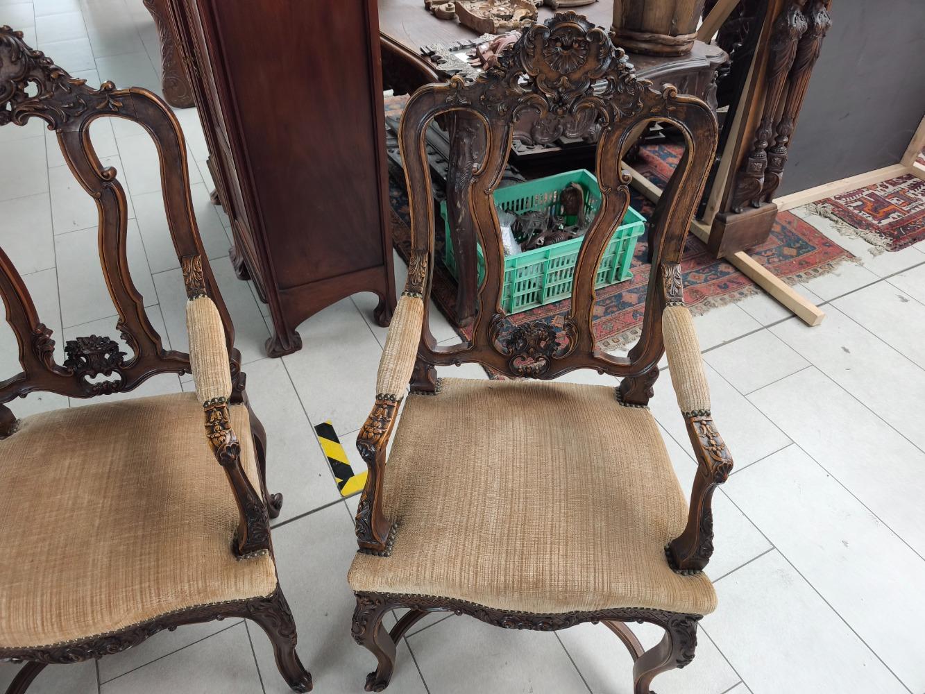 Paire de fauteuils lxv
