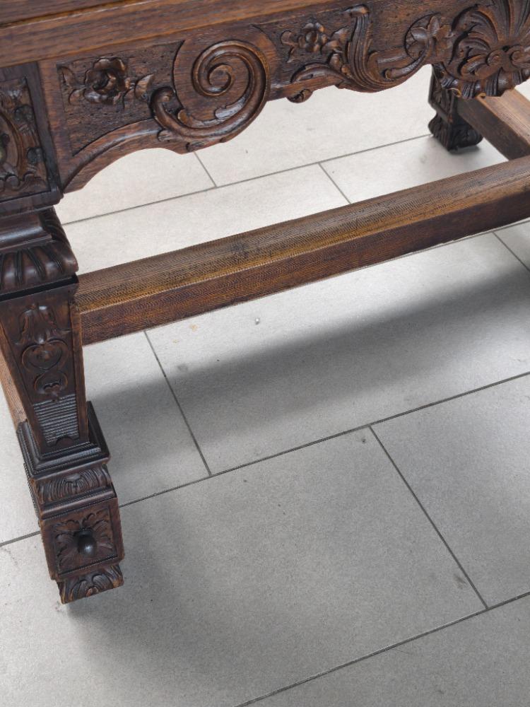 Petit table Louis quatorze 
