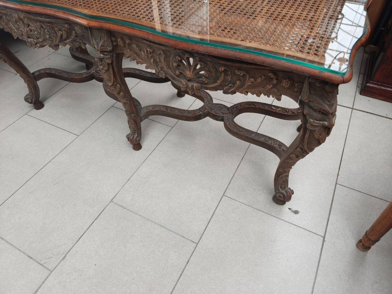 Banquette sculpté 