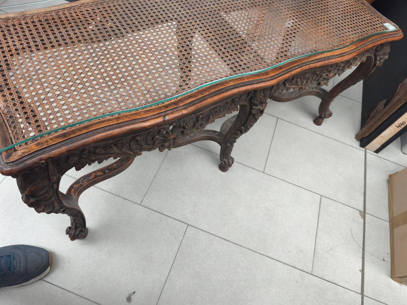 Banquette sculpté 