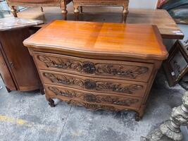 Commode lxvi en noyer 