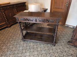 Crédence en chêne -200 euros 